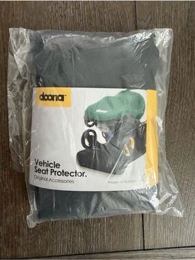 NEW Doona Vehicle Seat Protector